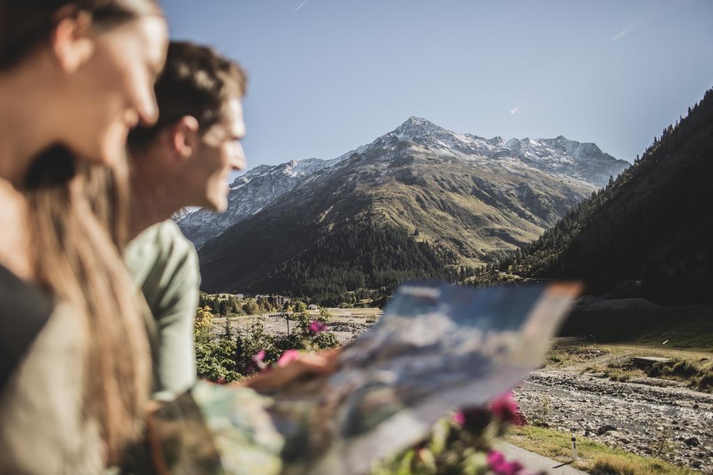 Hotel Vier Jahreszeiten Sankt Leonhard im Pitztal Esterno foto