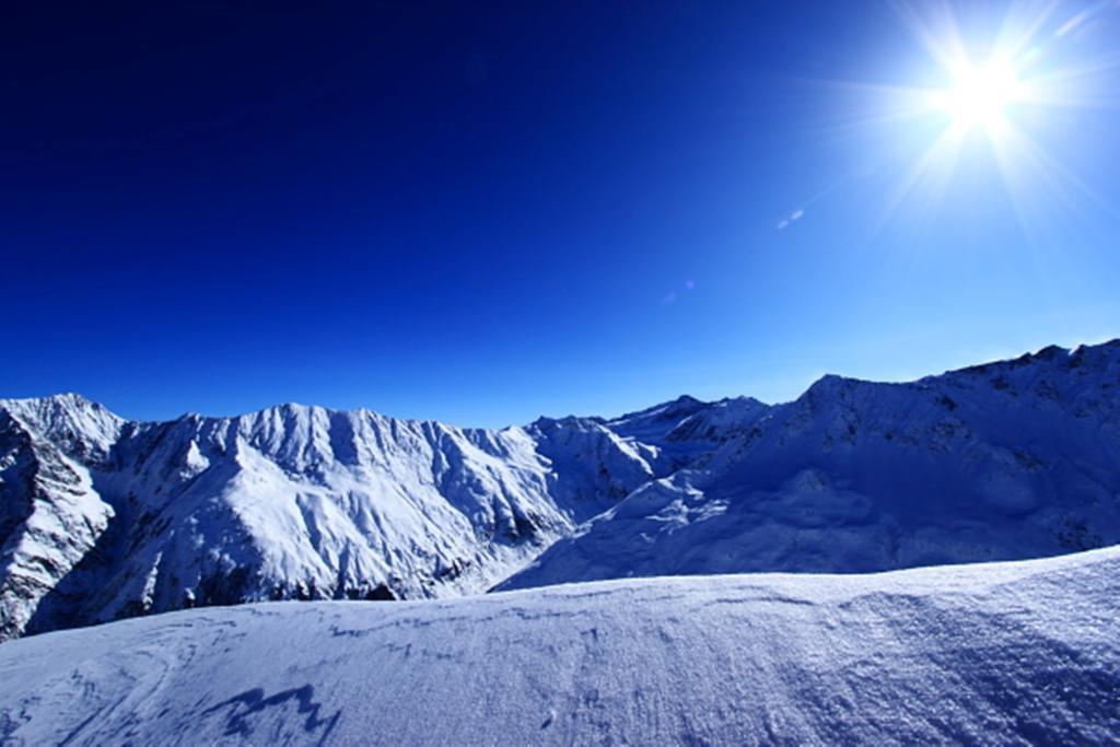 Hotel Vier Jahreszeiten Sankt Leonhard im Pitztal Esterno foto
