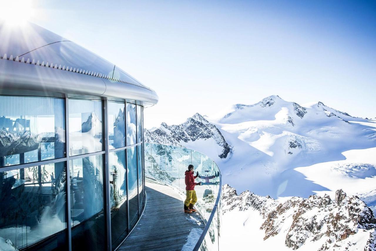 Hotel Vier Jahreszeiten Sankt Leonhard im Pitztal Esterno foto